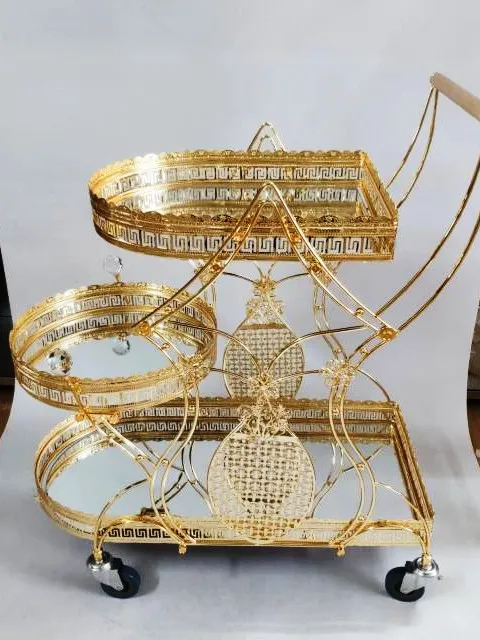 2024 Popular Gold Color Heart Shape Pushcart Trolley With Crystals