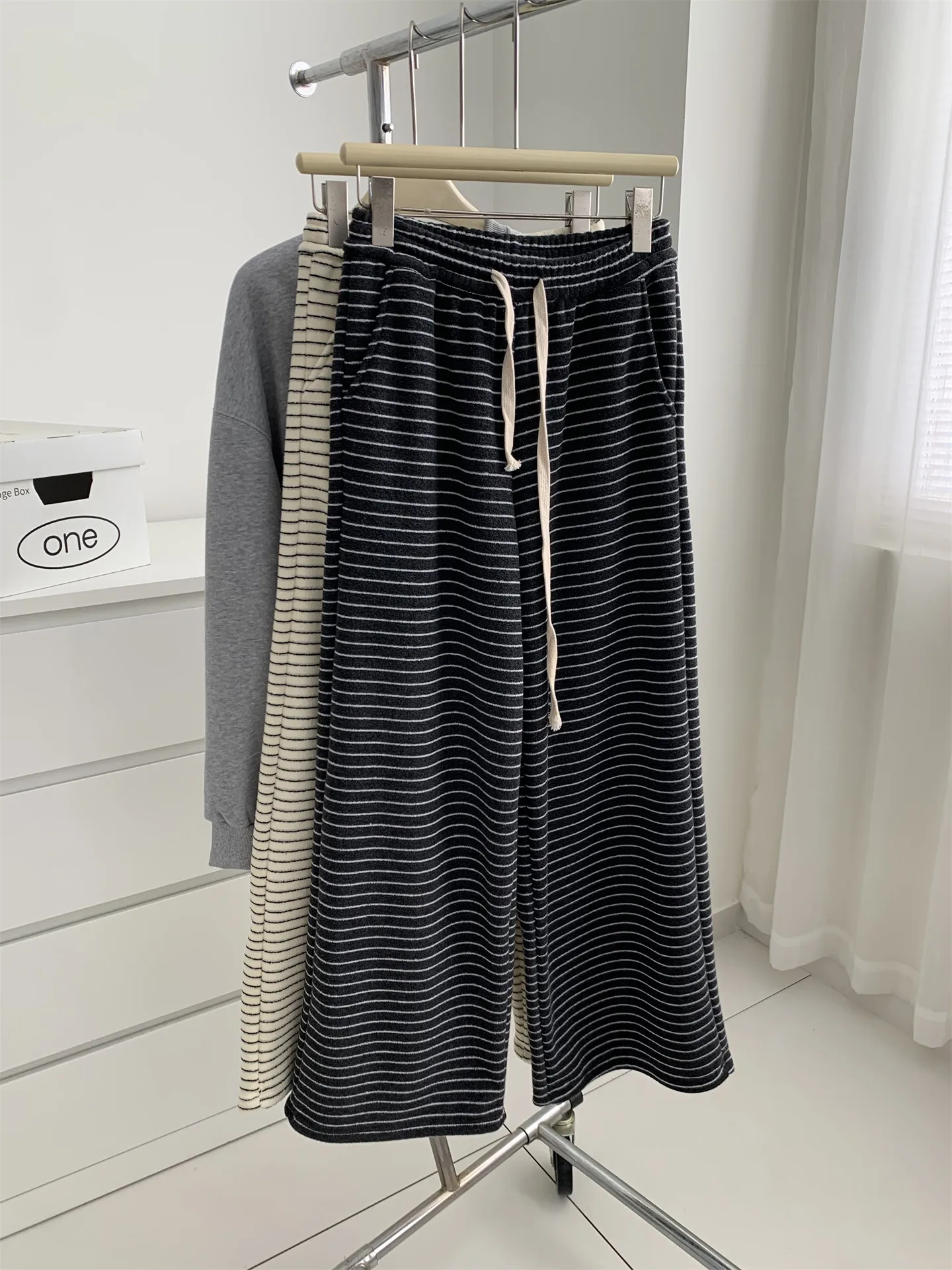 

Женские зимние повседневные брюки с высокой талией, на флисовой подкладке, из махрового вельвета в полоску, широкие, свободные, комфортные, с эффектом похудения