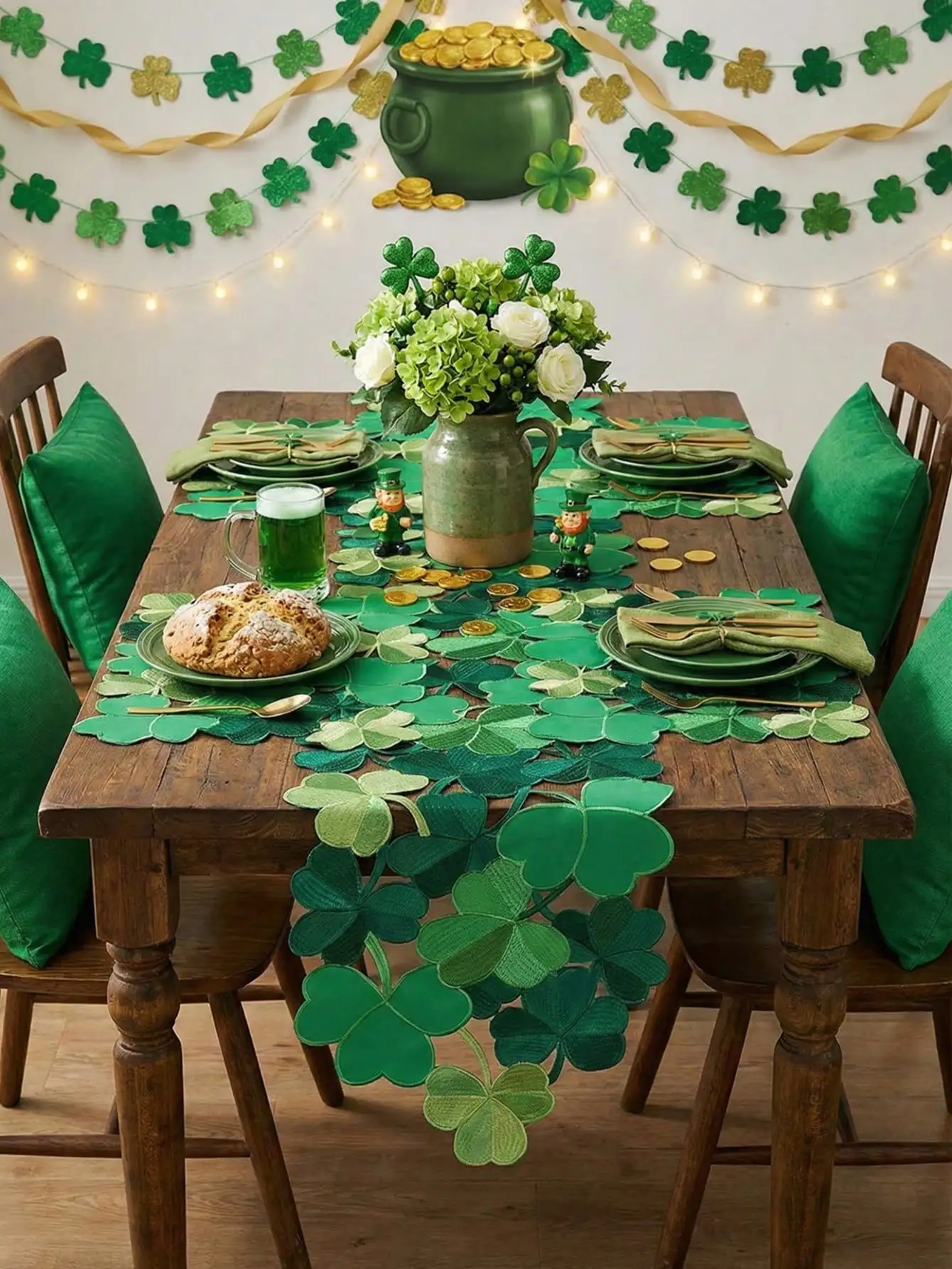 1/4/5/6pcs Green Clover Embroidered Hollow Table Runner, Pointed Clover Dining Flag, Tea Flag, Suitable For St. Patrick's Day