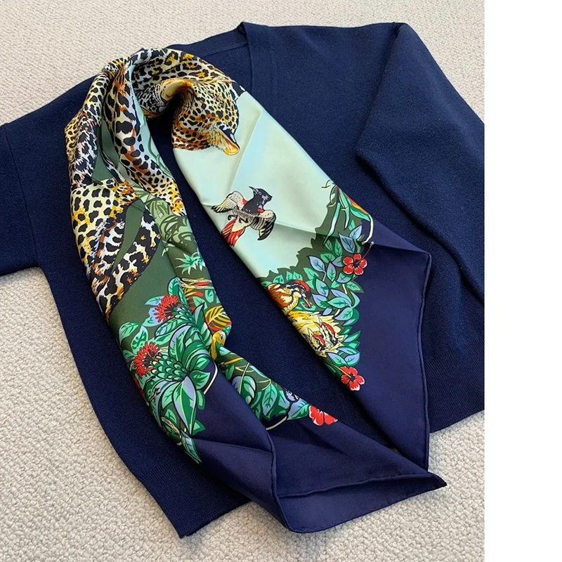 Classic Prints 100% Silk Scarf Shawl Double Sided Green Silk Neckerchief Wraps for Women Spring Fashoin Scarves 88x88cm