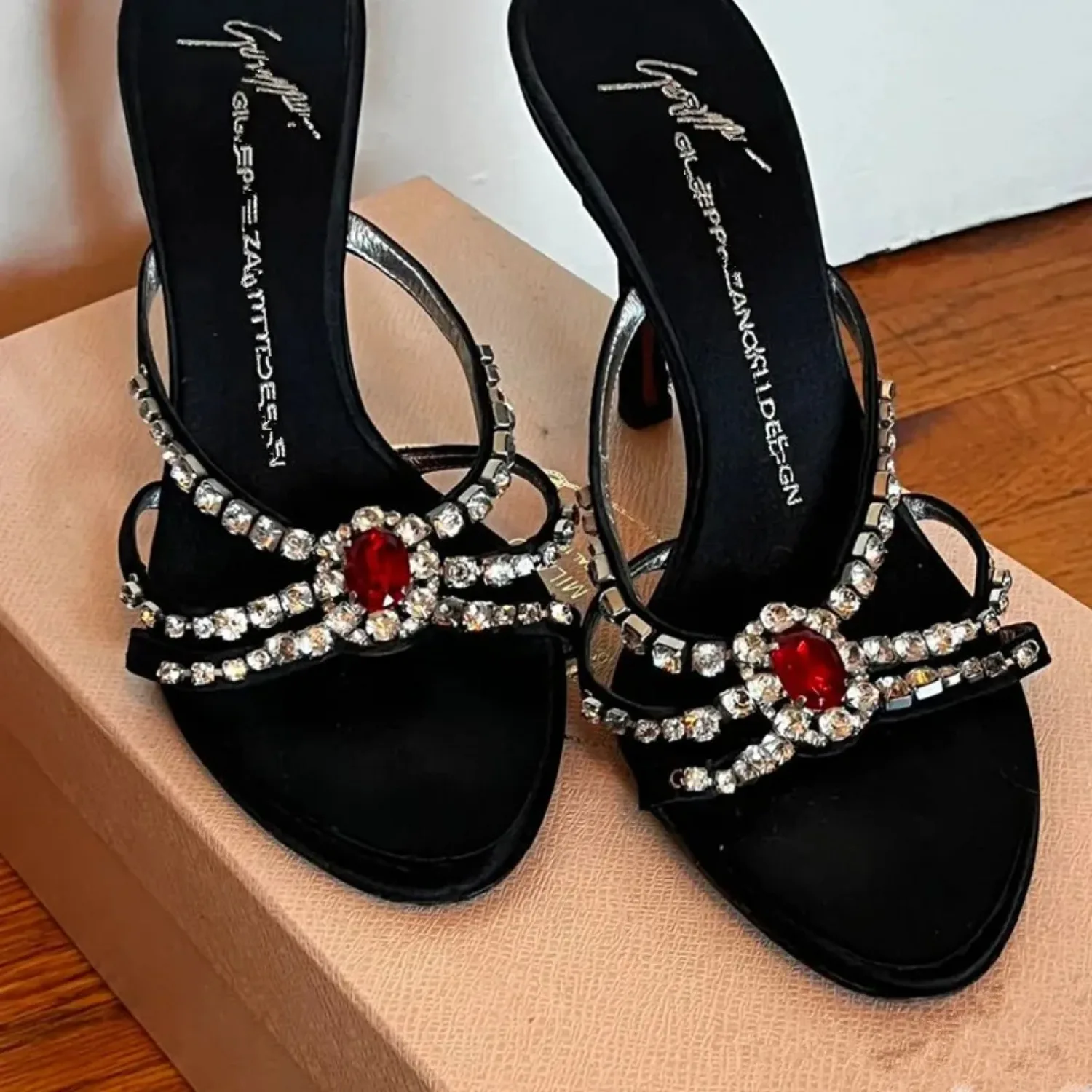 2026 Summer Luxury Women Ruby Rhinestone Chain Open Toe Stiletto Slip On Mule Sandals For Evening Party Dress Outfit