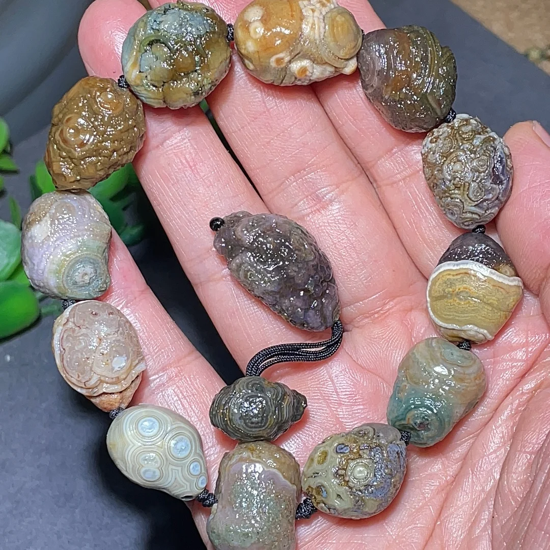 18pcs/lot New Year Special Wholesale Special Gobi Agate Raw Stone Bead Bracelet with Three-Dimensional Embossed Eyes