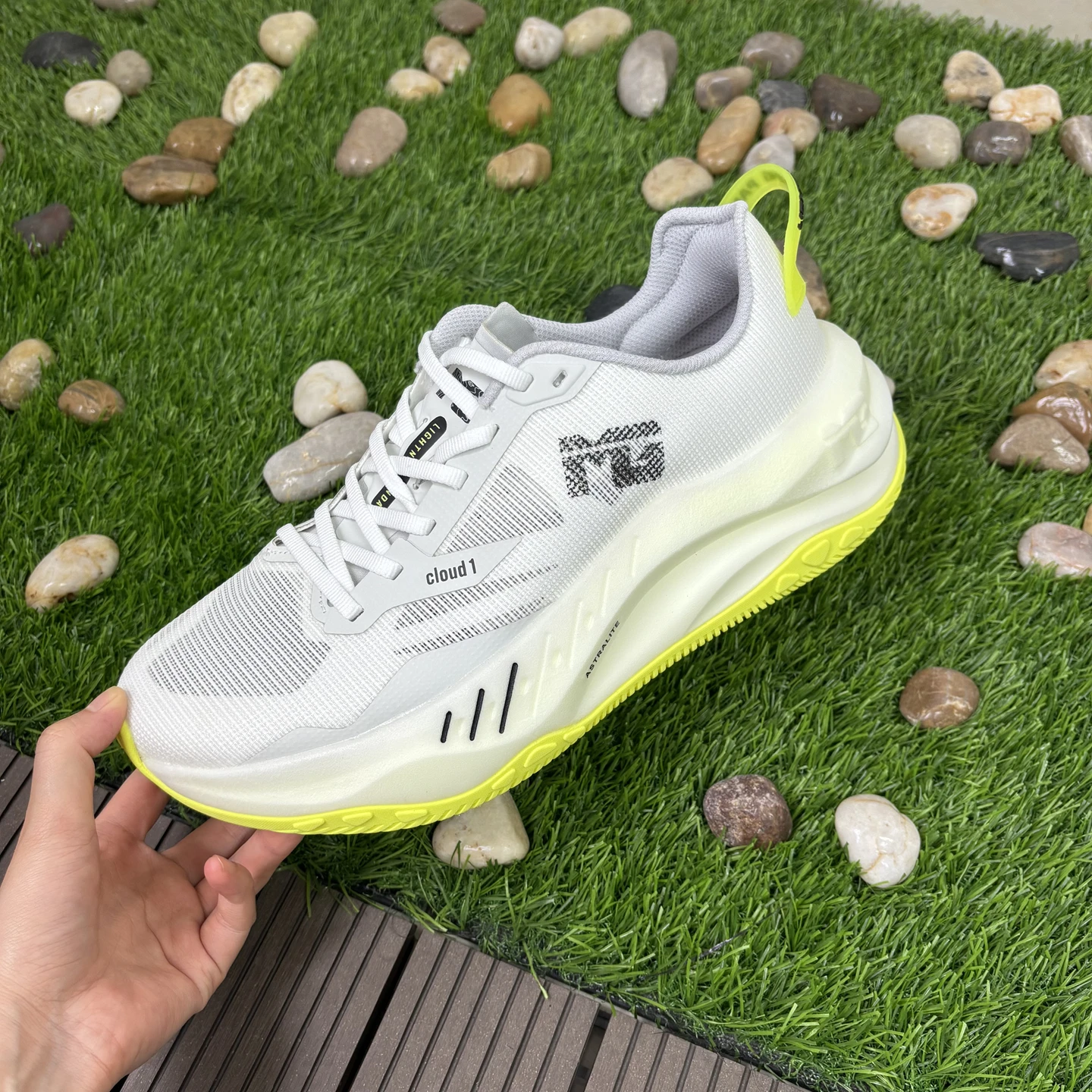 Professional Running Shoes Unisex Style Couple's Matching Wearable Walking Shoes Black & Green Sock-Style Sneakers