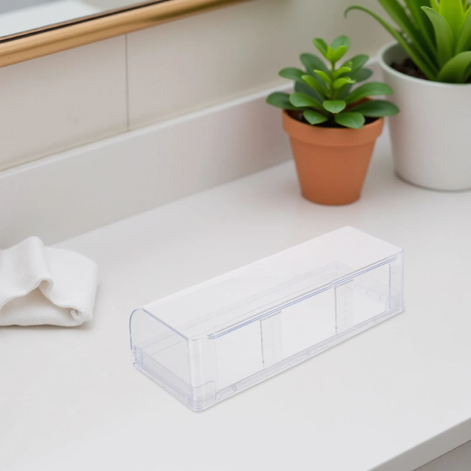 

Self-Adhesive Waterproof Outlet Cover 86 Type Transparent Socket Protector Splash-Proof Socket Protective Box for Bathroom