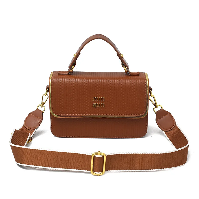 حقيبة مربعة لوكس 2025، محفظة كتف مزخرفة للنساء، حقيبة كروس للركاب، حقيبة بسيطة من النهار إلى الليل، قمة الموضة