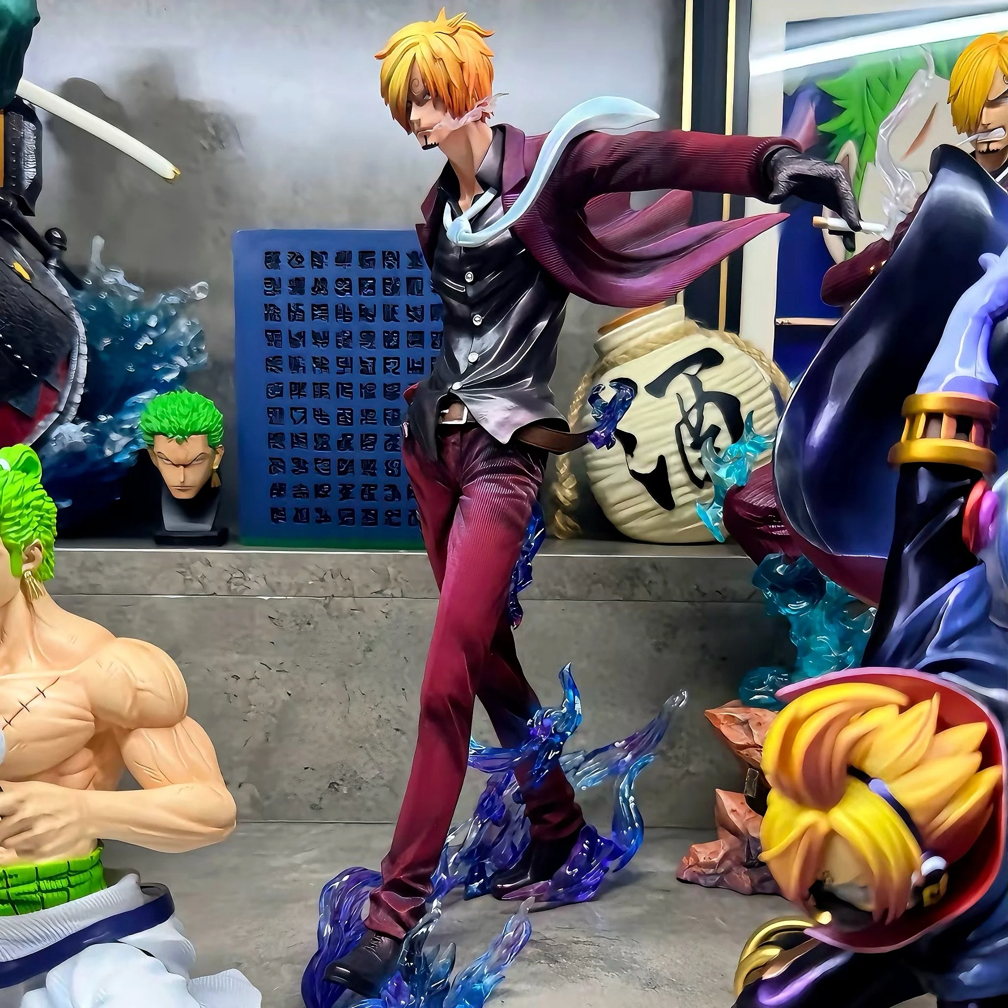 

Фигурка Санджи из One Piece, 24 см, светящаяся статуэтка из ПВХ, черно-бело-красная, аниме-модель, украшение для стола, игрушка для мальчиков, подарок на день рождения для фанатов аниме