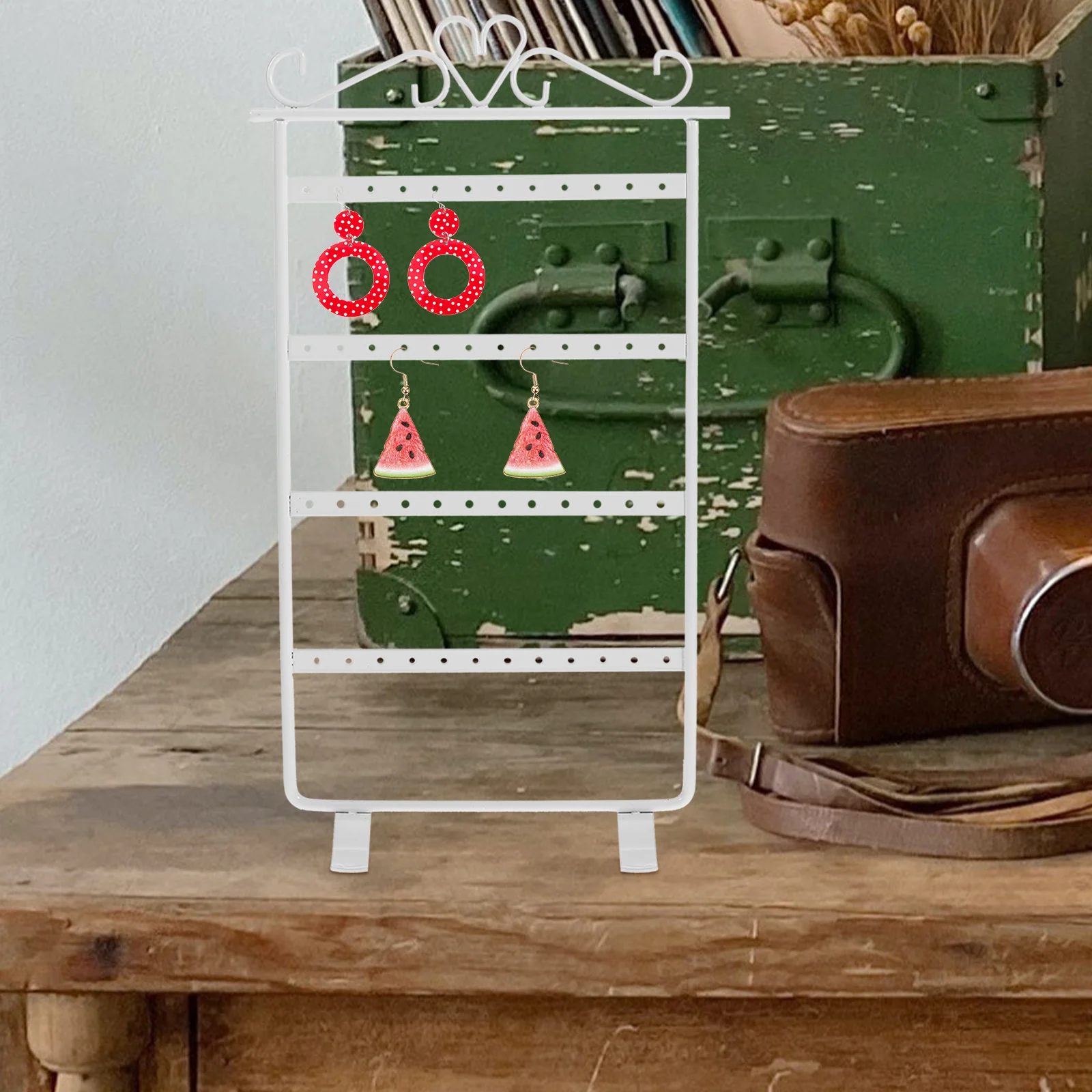 

Стеллаж для хранения сережек Полка для хранения ювелирных изделий Серьги Подвесная стойка Металлический органайзер для дисплея Полка для хранения (белая)