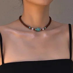 Fashion Classic Brown Beads Imitation Pearl Turtle Pendant Necklace for Women Exquisite Beach Holiday Style Jewelry Gift