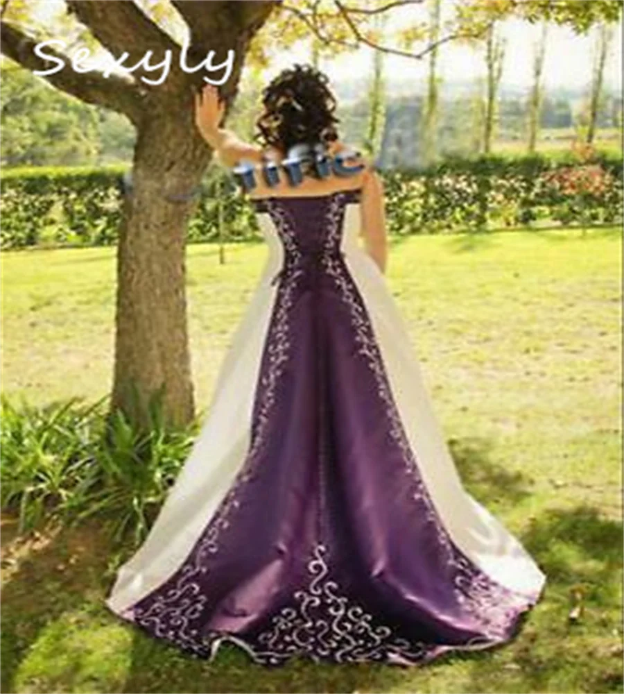 Robe de Mariée Brodée Violette, Style Gothique Rétro, Sans Bretelles, Corset en Satin Doux, Style Médiéval, Personnalisée