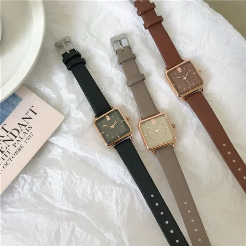 Women Fashion Square Watch Simple Retro Design Watches for Women Leather Band Womens Quartz Watches Reloj De Mujer