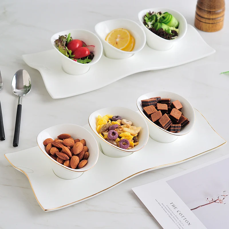 

Modern White Ceramic Plate, Dessert Plate of Phnom Penh Appetizer, Side Plate of Fruit Salad, Household Kitchen Supplies.