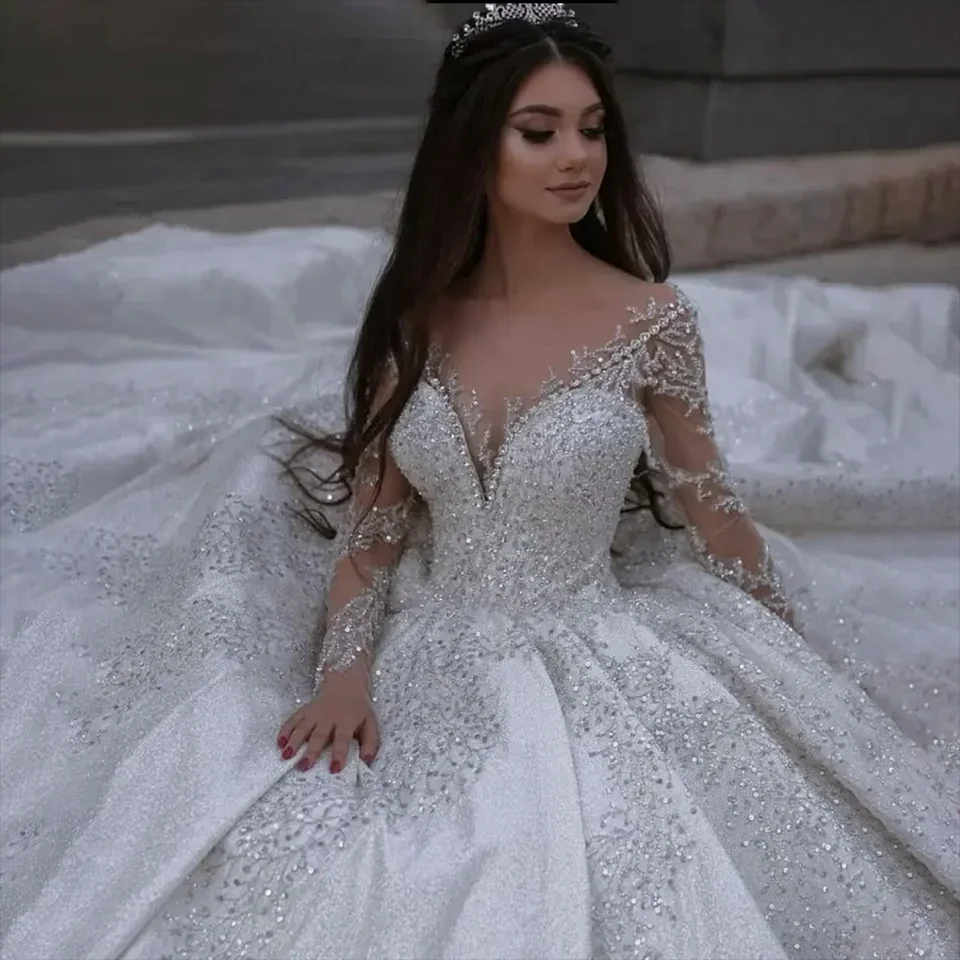 Flavinke Maßgeschneiderte neue luxuriöse Kristall-Pailletten-Perlen-Ballkleid-Satin-Brautkleider mit langen Ärmeln und Hofzug-Brautkleider