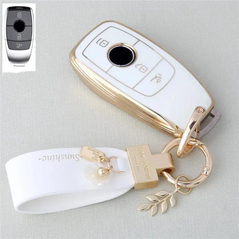 White keychain set