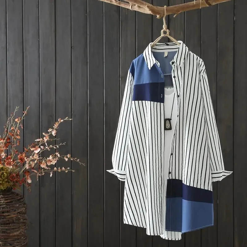 Korean Version Of Thin Stitching Women's Long-sleeved Shirt Skirt Fashion Coat Spring And Autumn New Striped Joker Casual Shirt.