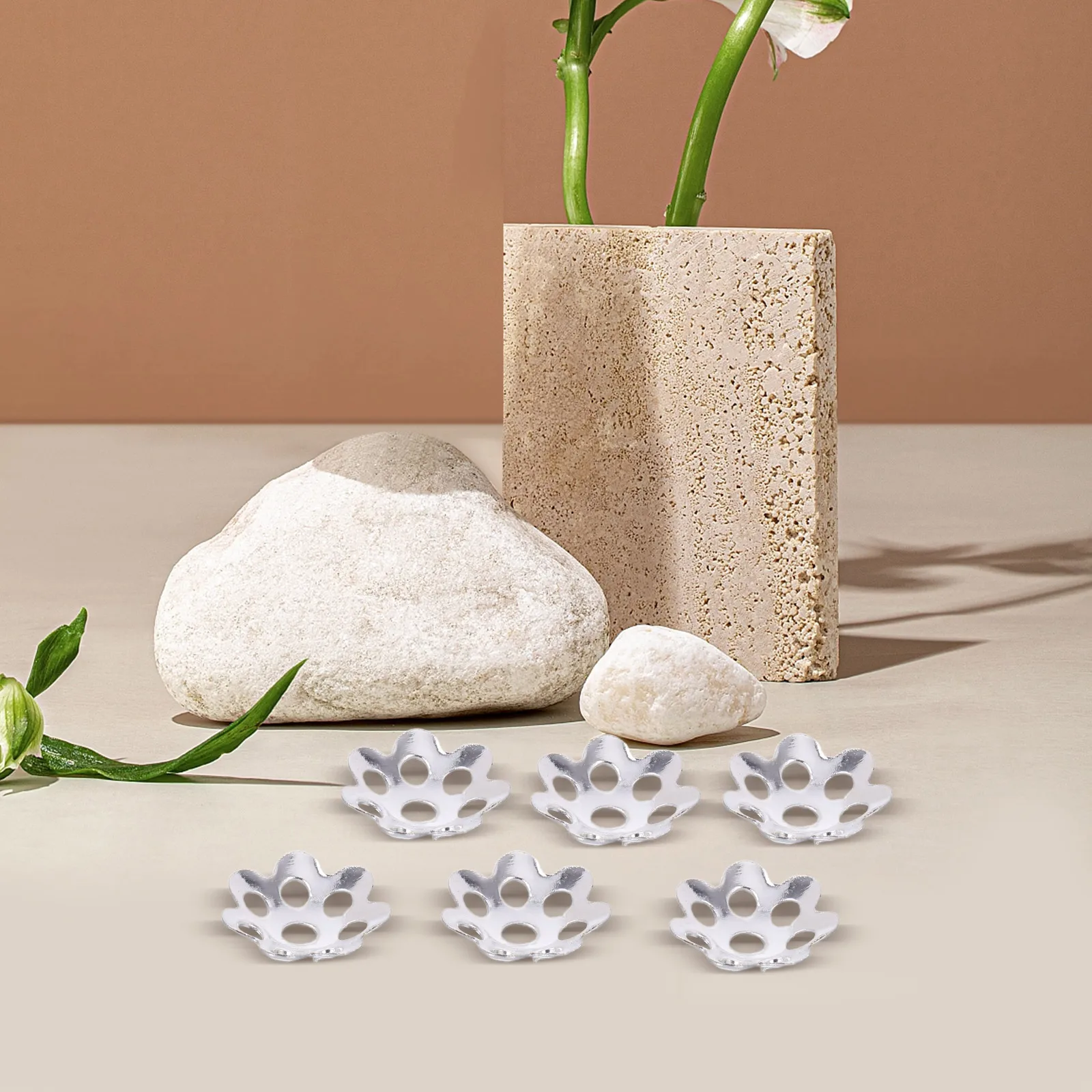 

1000pcs Beaded Flower Hat Accessories Hollow Metal Caps Jewelry Making Supplies Bead End Caps for Bracelets Necklaces DIY