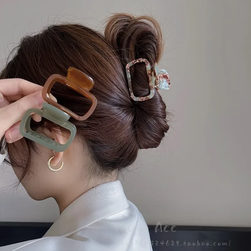 New Korean Style Square Acetate Hair Clip with A Back of The Head Clip and A Small Instagram Hair Clip for Catching Sharks