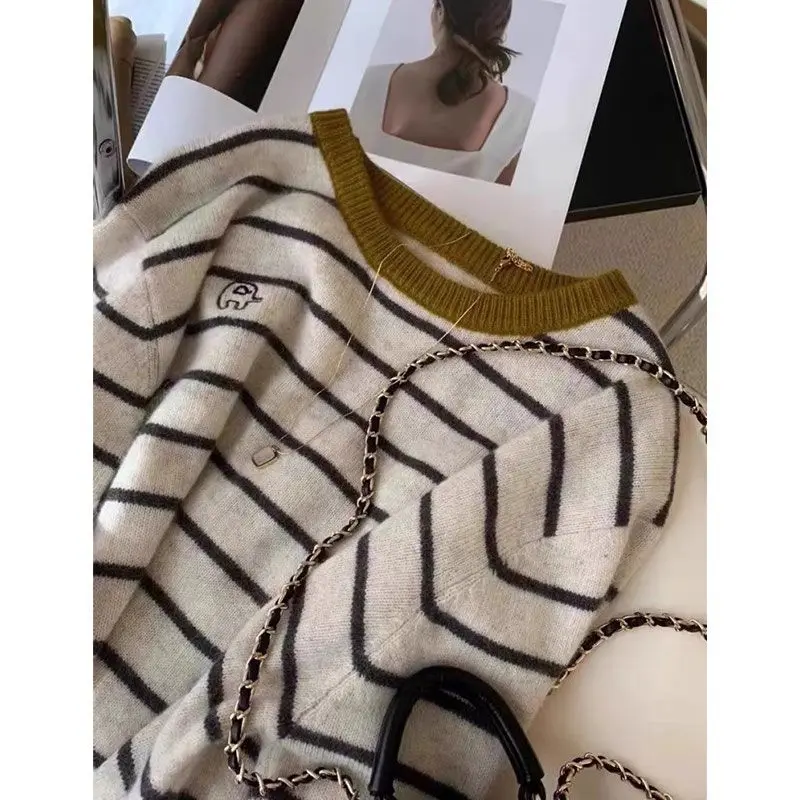 Pull confortable rayé pour femmes, nouveau pull épais à manches longues et col rond, décontracté, ample, assorti avec tout, automne et hiver