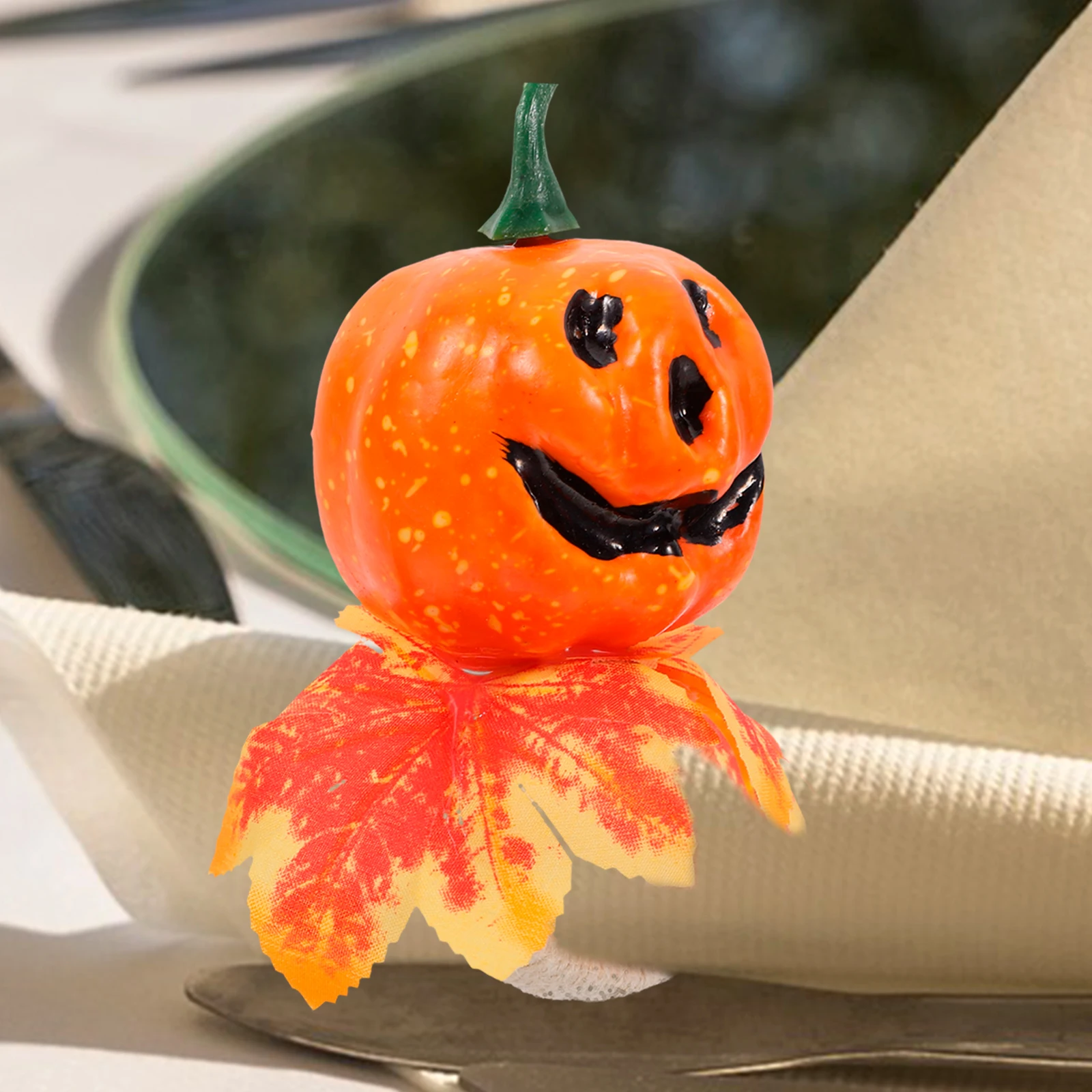 

4pcs Pumpkin Rings Halloween Table Decor Fall Harvest Napkin Holders Elastic Buckle Hotel Restaurant Decoration Bright