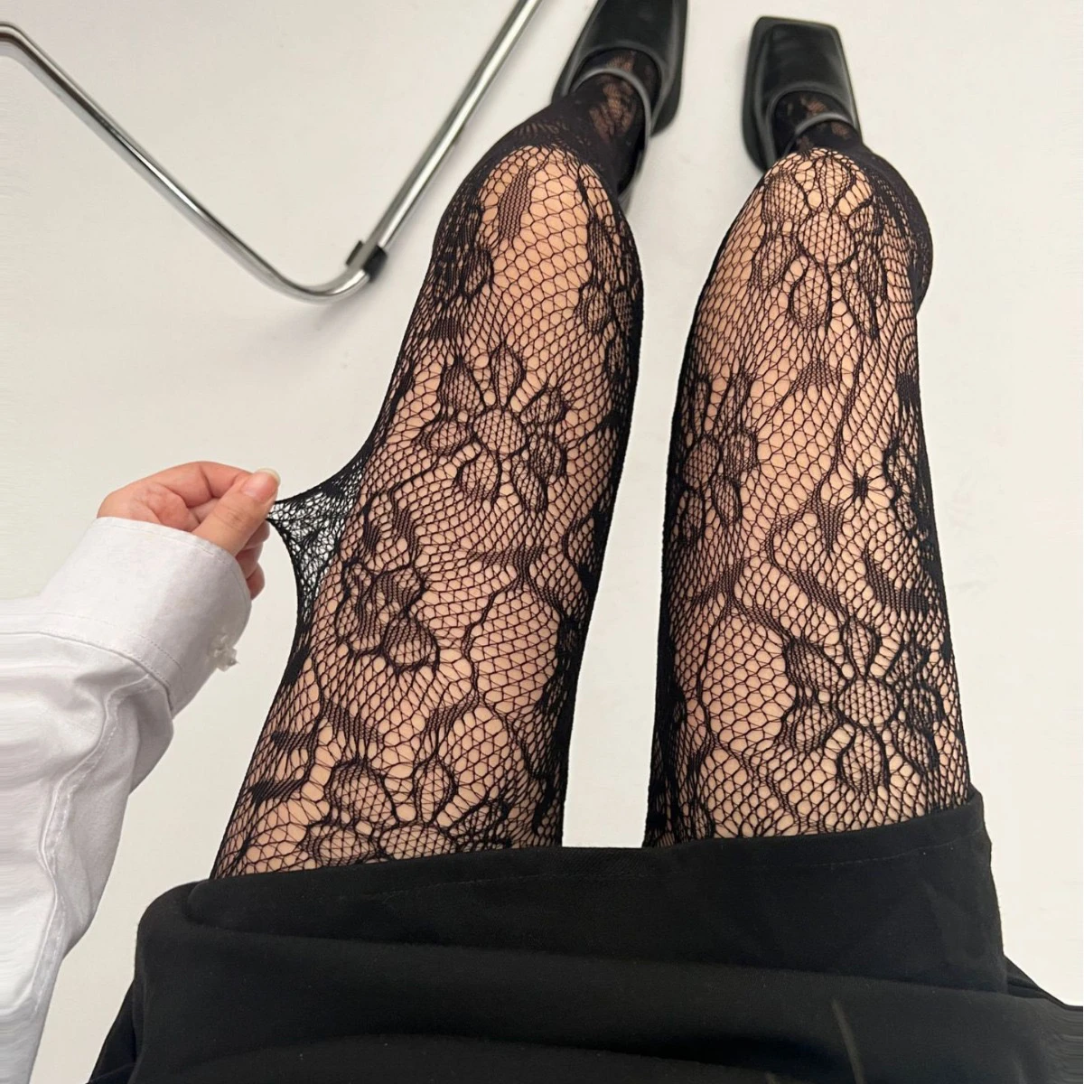 Pantyhose Women Hollow Out Sexy Lace Mesh Fishnet Stockings Women Tights Female Hosiery Lingerie Slim Stockings Pantyhose Tights