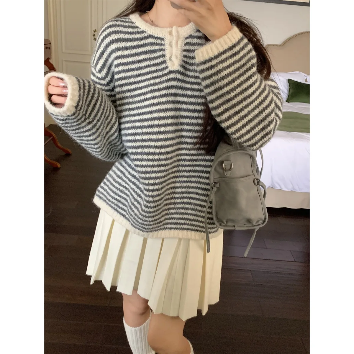 

Women's Autumn Winter Thiened Casual round Ne Sweater Knitted Inner Wear Stripe Pattern Versatile Comfortable Loose Fit