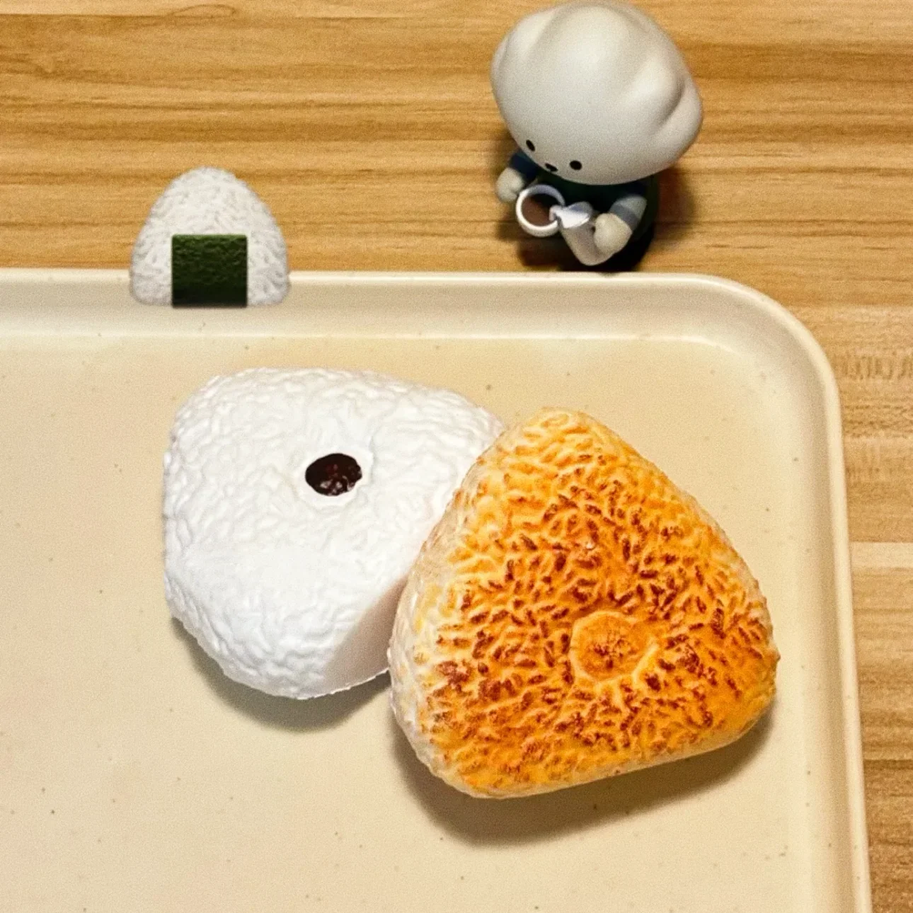 

Squishy Slow Rising Plum Rice Ball Sushi Soy Sauce Grilled Rice Roll Slow Rebound Squishy Stress Release Hand Relax Toy