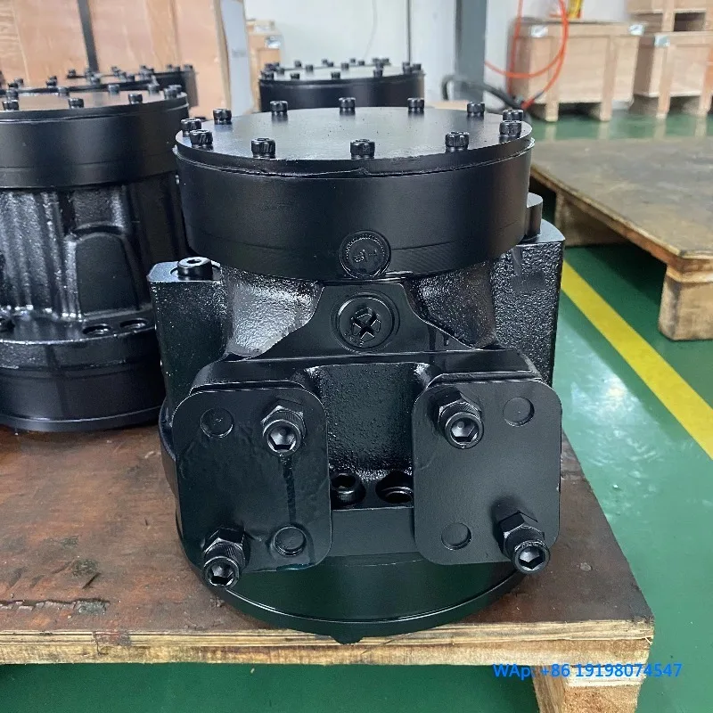 

Гидравлический поршневой двигатель, совместимый с мини-погрузчиком