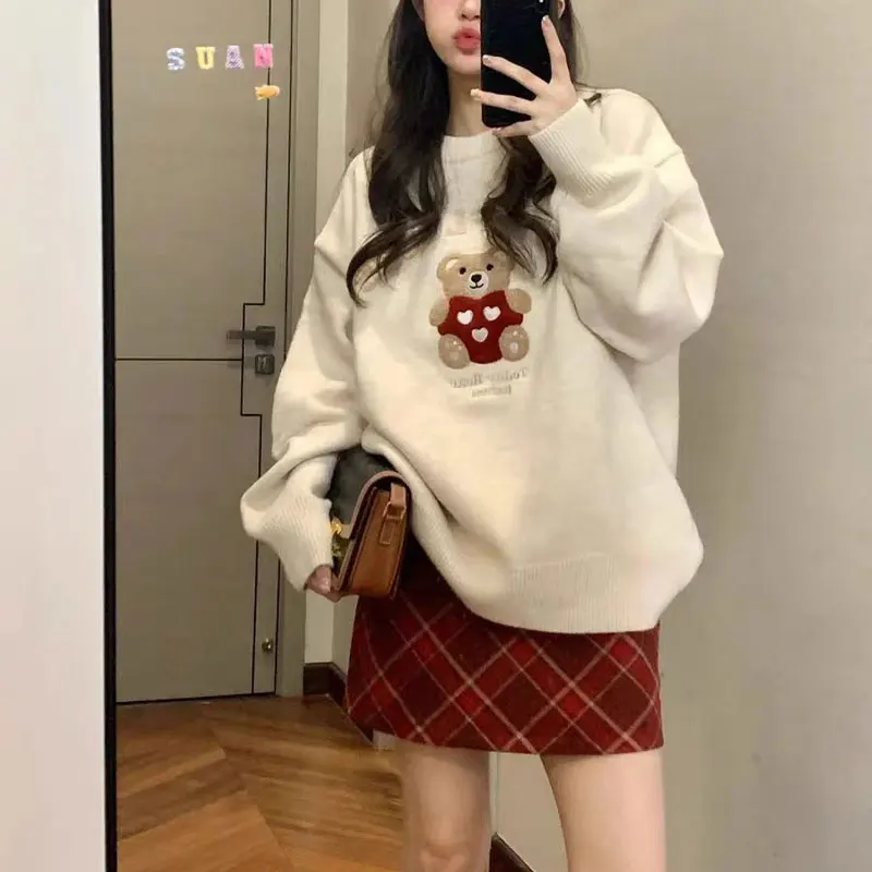 

Autumn Winter New Vintage Jumpers Knitted Little Bear Cartoon Female Clothing Stylish Patch Designs Casual Loose O-Neck Sweaters