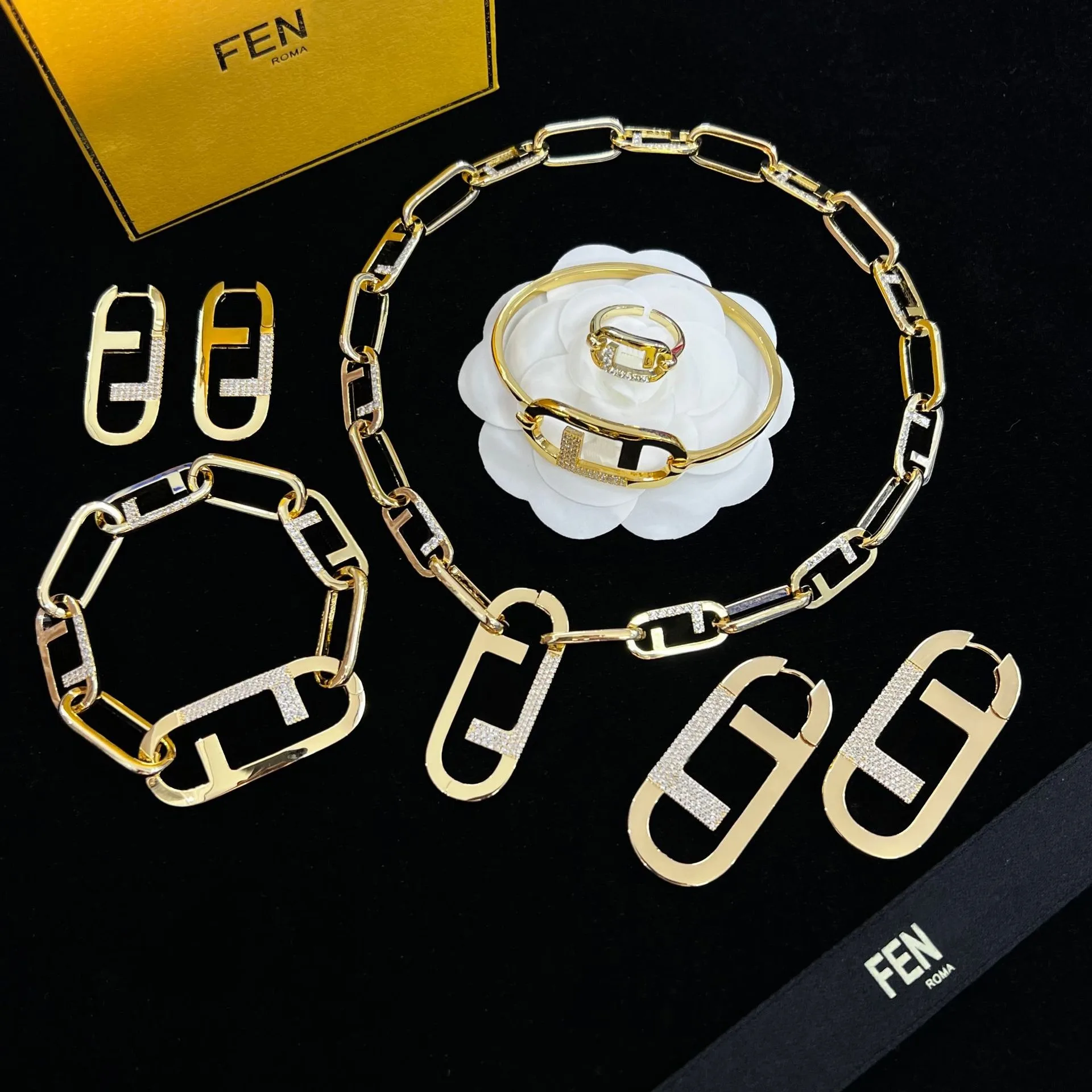 Jewelry High quality Fenjia new set alphabet bracelet diamond full set double F women\'s party birthday brand jewelry gift daily