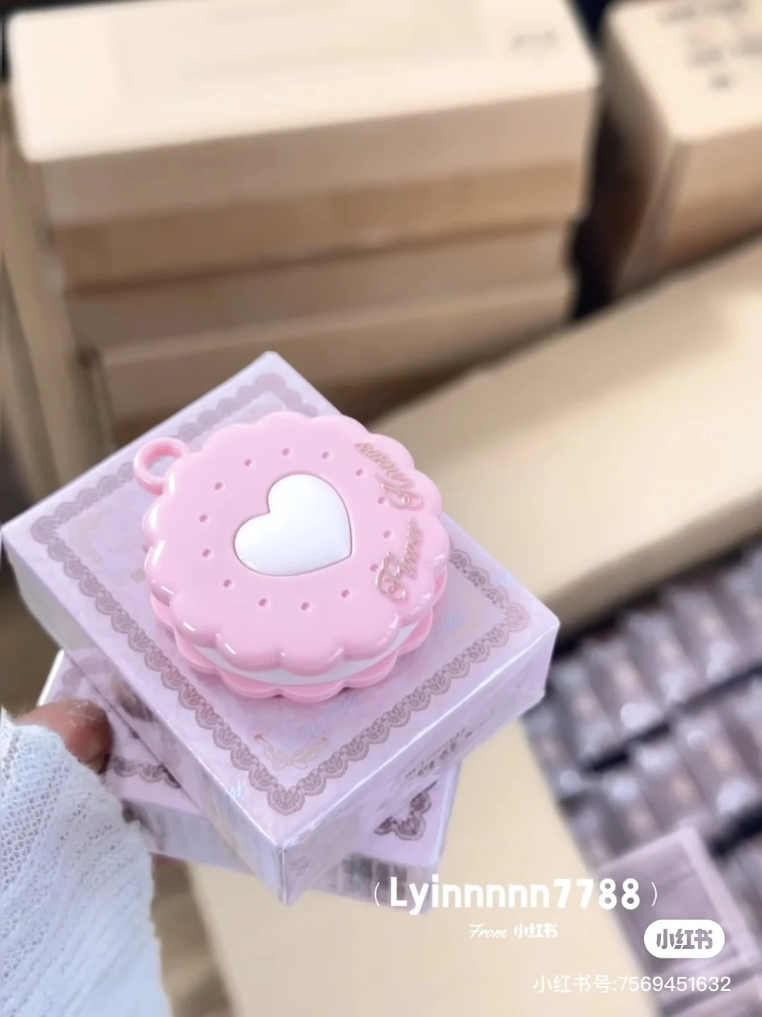 플라워 노우즈 스위트하트 베어 모노크롬 아이섀도우 펜던트 미니 블러쉬 아이섀도우 메이크업 펜던트