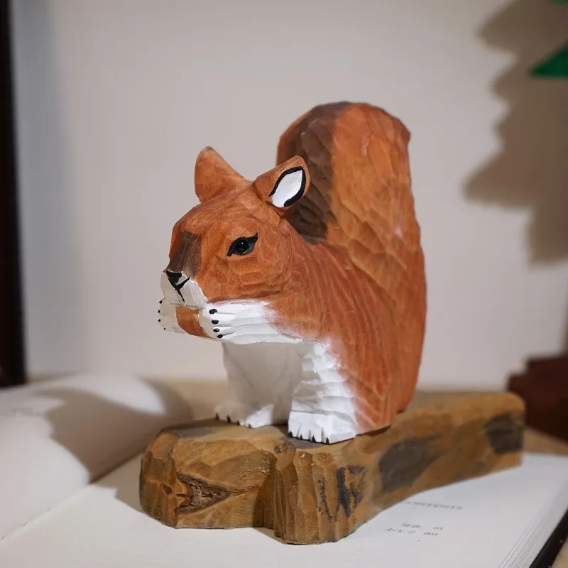 1PC Squirrel on Wood Stump Handcraft Statue Office Workspace Desk TV Console Entryway Decor Handmade Wooden Miniatures Ornament