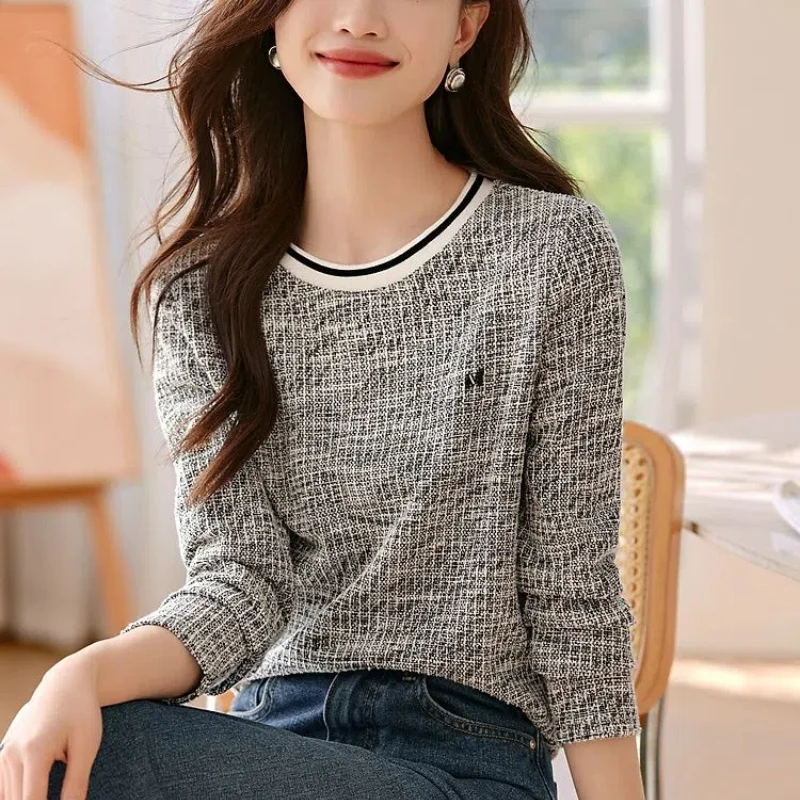 Korean Women's 2024 Spring and Autumn New Splicing Pullovers O-Neck Small Fragrance Printed Fashion Loose Casual Long Sleeve Top