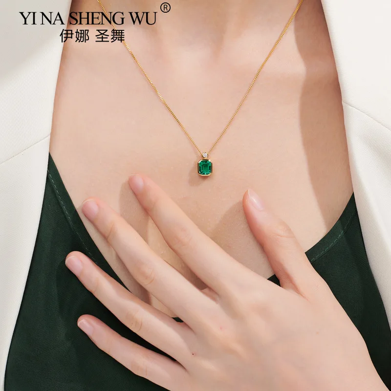 Inlaid emerald square necklace high-end fashion temperament pendant sweet light luxury style niche design women's necklace