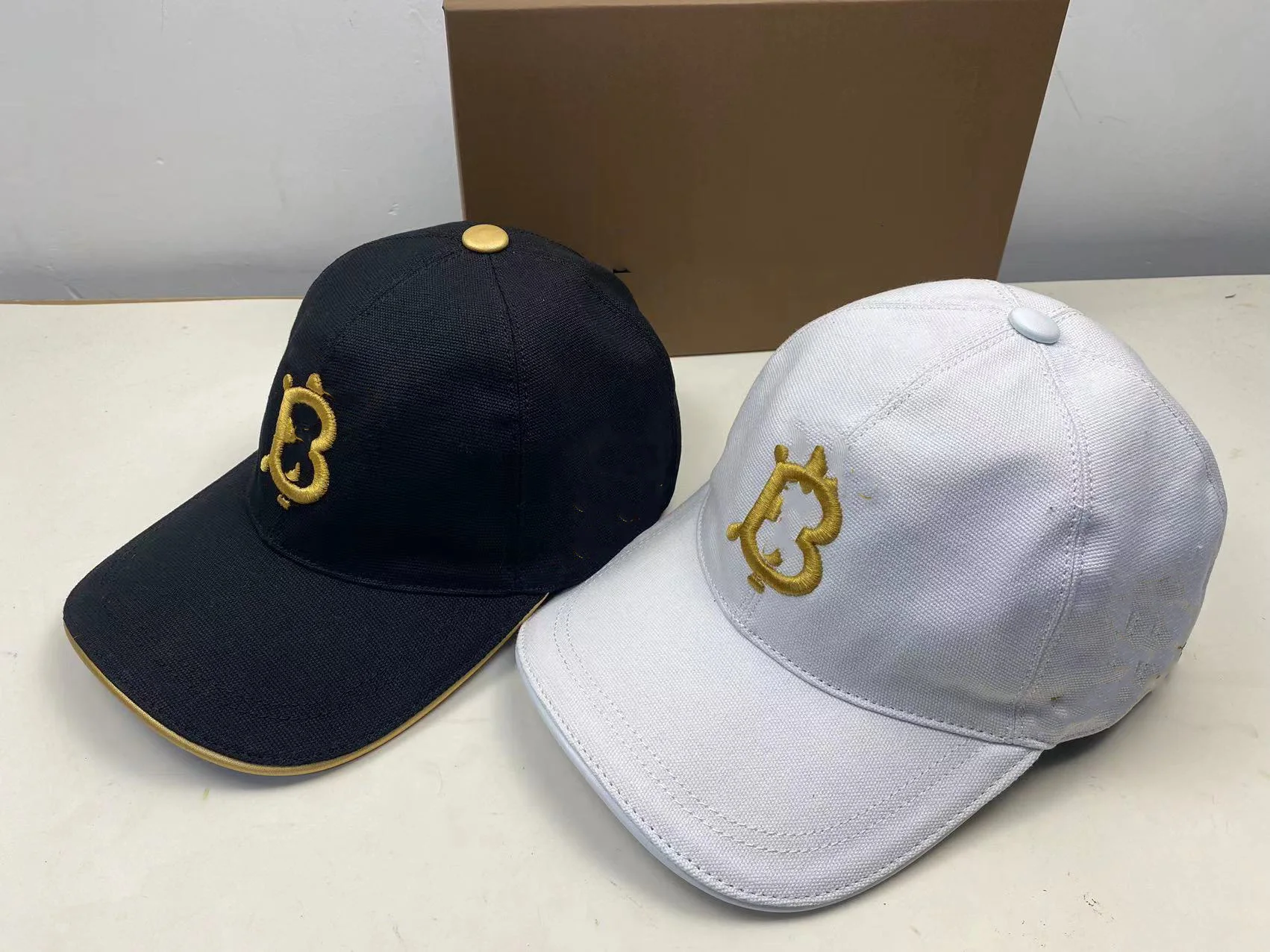 

High Quality Embroidered Letter Baseball Cap Fashion All Match Unisex Hat
