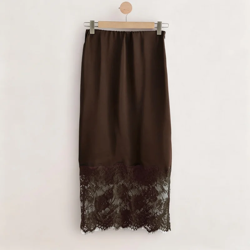 

Женская шелковая атласная полуслип длинная юбка Y2k с кружевной отделкой и рюшами трапециевидной формы макси-нижняя юбка эластичная повседневная струящаяся шелковистая средняя юбка на талии