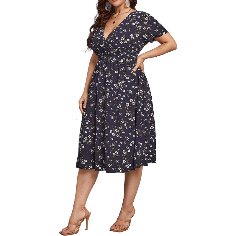 فستان نسائي مقاس كبير، فستان على شكل حرف A بخصر مطبوع عليه زهور، رقبة على شكل حرف V وأكمام قصيرة، الخيار الأول لقضاء العطلات والصيف غير الرسمي