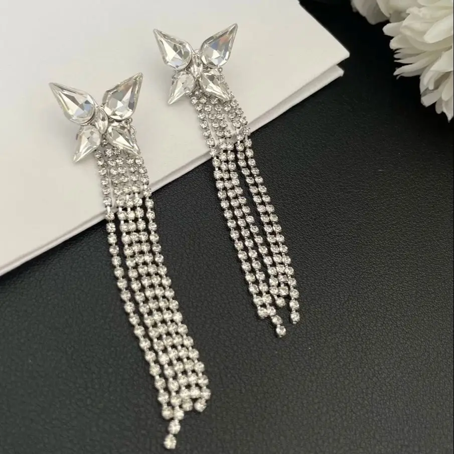 

Earrings Fashion Temperament Light Luxury Fringe Butterfly A Variety Of Wear Piercing Aretes De Mujer Pendientes Brincos Boucles