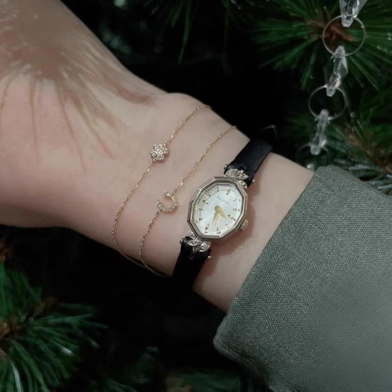 

Medieval Antique Style Woman Watch Japanese Quartz Wristwatch Gold Plated Roman Numeral Dial Waterproof Bracelet Ladies Clock