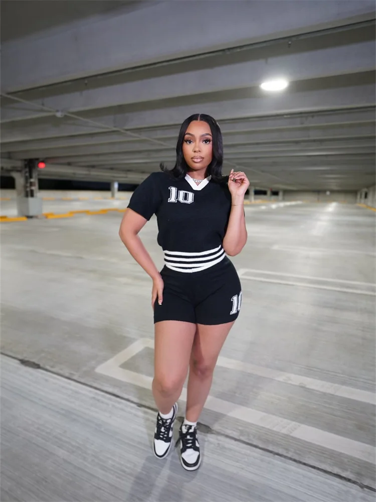 

Kliou комплект из 2 предметов с буквенным принтом, женские вязаные крючком топы с v-образным вырезом и короткими рукавами + мини-шорты с эластичной резинкой на талии, повседневный классический костюм в спортивном стиле