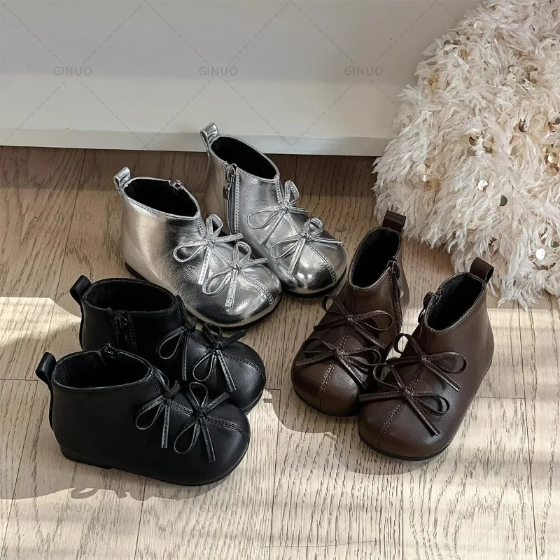 الفتيات أحذية بوت قصيرة مع الجانب سستة الاطفال حذاء من الجلد الكورية نمط مزدوج هوك وحلقة 2025 جديد الأطفال الأحذية الجلدية الأميرة نمط