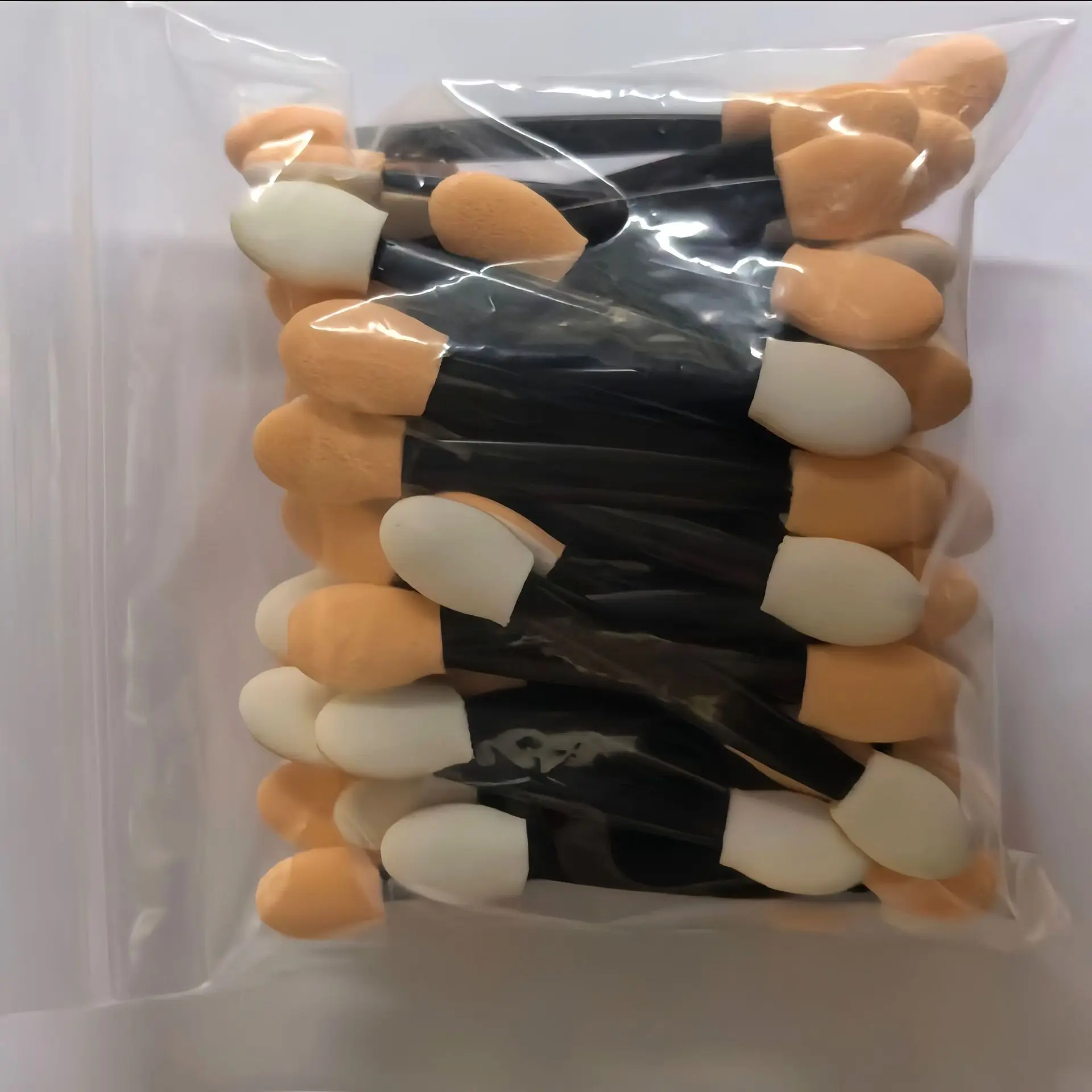 Applicateurs jetables d'éponge d'ombre à paupières double face, 50 pièces, avec récipient 7.5/6.5/3.5cm, pinceaux de fard à paupières, applicateur de maquillage