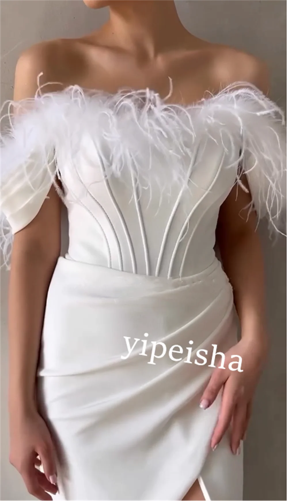 Customized Jersey Feather Pleat Evening Sheath Strapless Bespoke Occasion Gown Mini Dresses