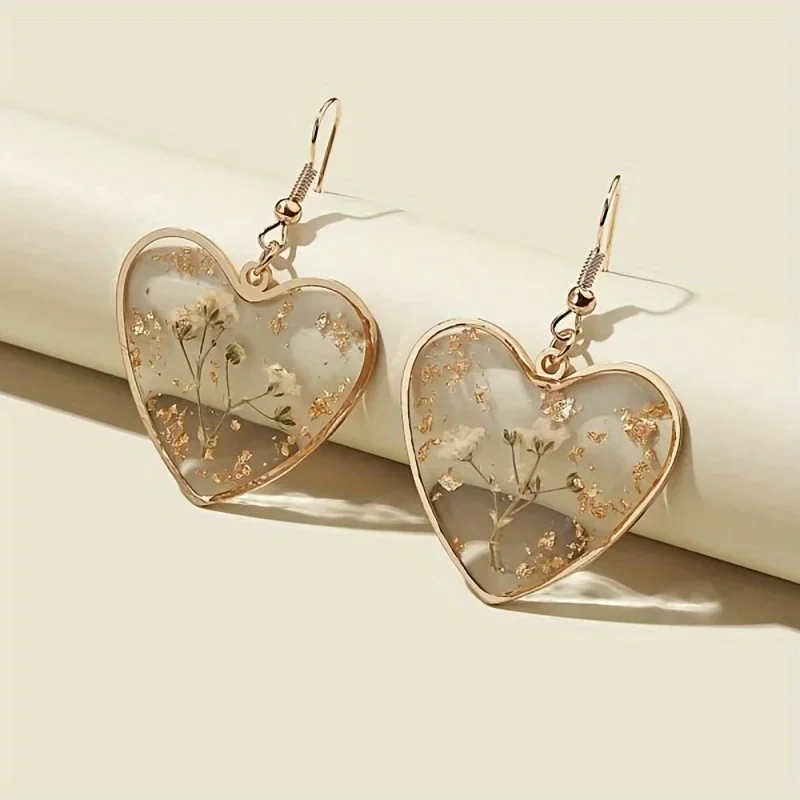 Fashionable Dry Flower Heart Earrings Transparent Resin Ear Drops Women's Holiday Party Gifts Jewelry Accessories
