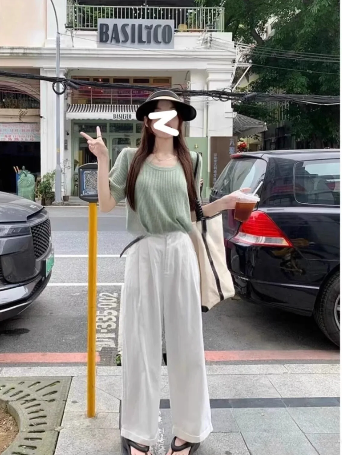 เสื้อยืดไหมน้ำแข็งถักลาย U-Ne สำหรับผู้หญิง ดีไซน์แฟชั่น ไซส์เล็ก ความยาวคลุมไหล่ สไตล์ลำลองแบบเกาหลี