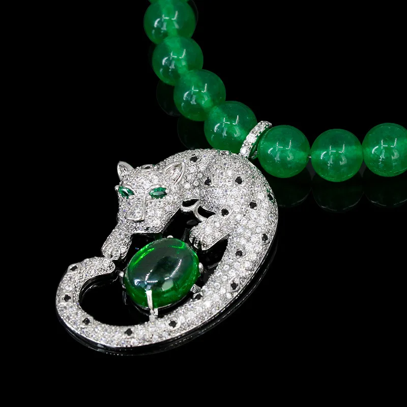 Delicate Novel 925 Silver Sparkling Zircon Leopard Penadant Necklace for Women Gorgeous Statement Banquet Trendy Female Jewelry