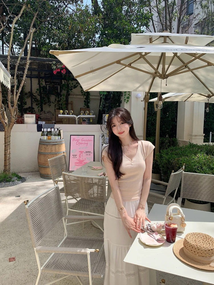 

Женская летняя трикотажная шерстяная футболка Zhaobao с коротким рукавом и V-образным вырезом, приталенная, для повседневной носки, из тонкой ткани, в стиле Gentlewoman