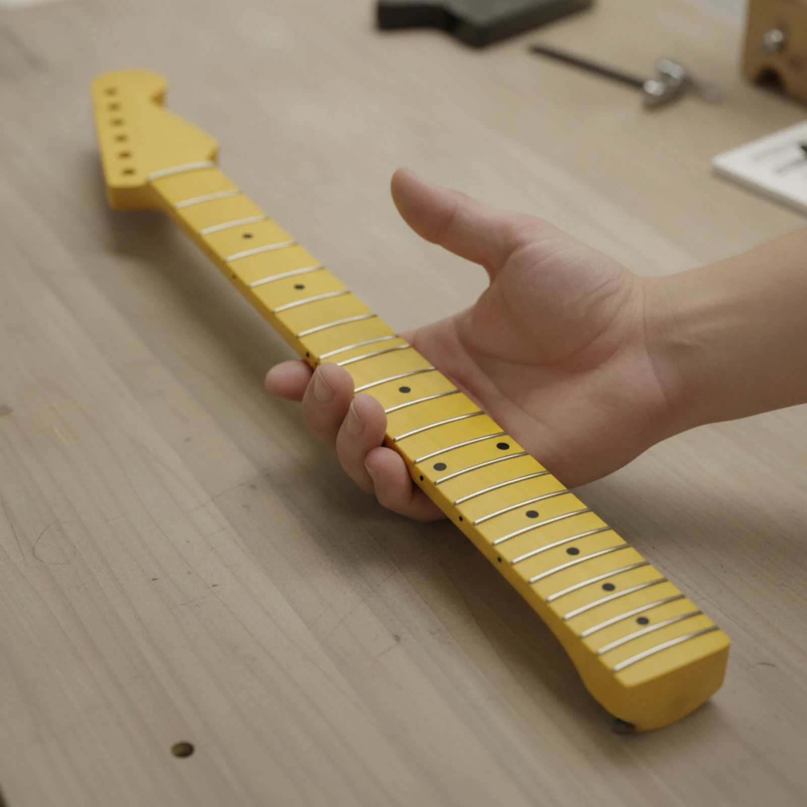 electric-guitar-neck-straight-maple-guitar-neck-slim-lightweight-for-diy-players-luthiery