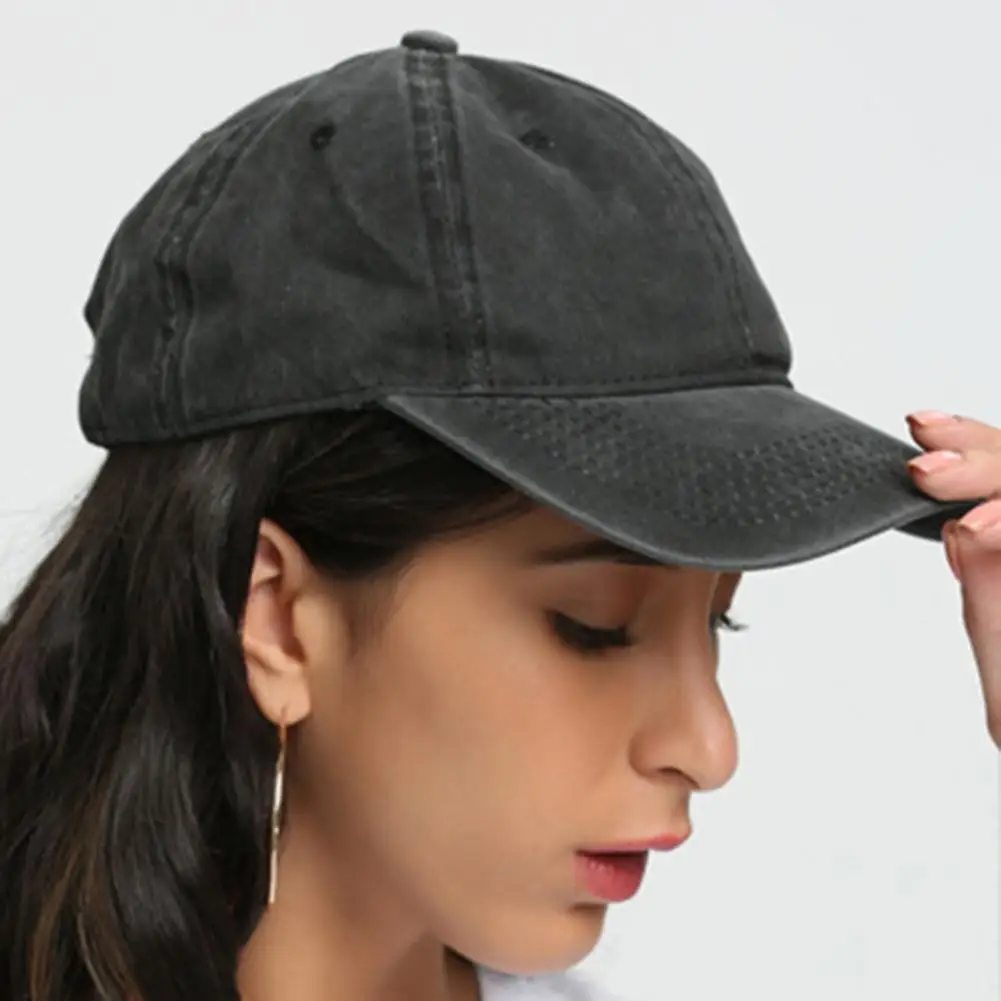 Baseball Cap for Women and Men Fashion Design Brand Buckle Ponytail Hole Letter Embroidery Hats Women Men Hats Unisex Wholesale