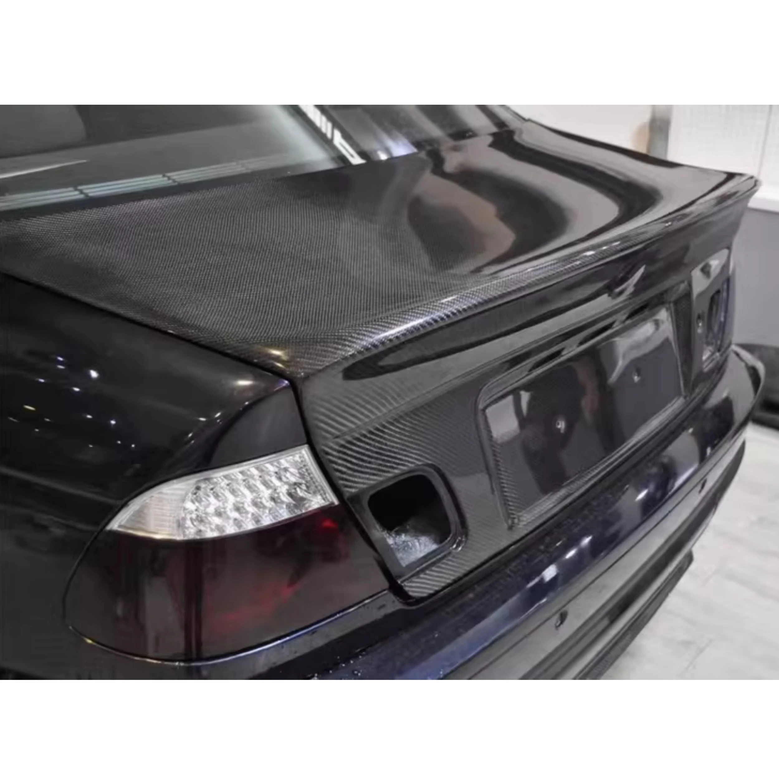 Чехол багажника в стиле CSL, изготовленный из настоящего высококачественного углеродного волокна для BMW 3 серии M3 E46, задняя крышка багажника с мокрым карбоном, хорошие комплекты