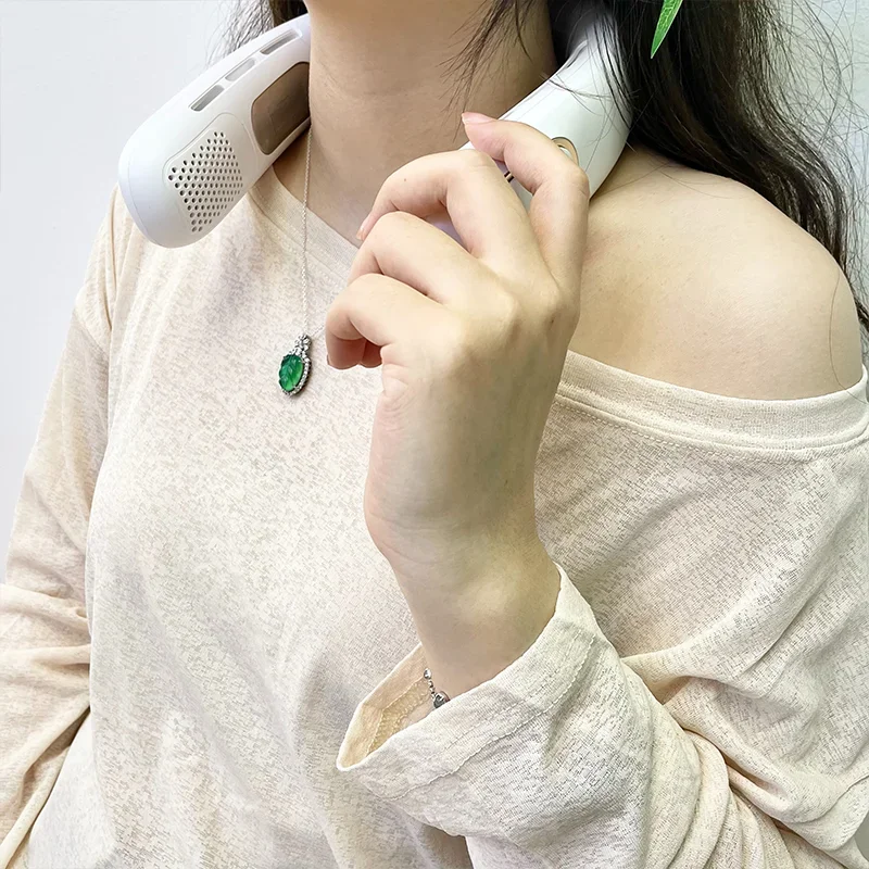 Semiconductor cooling neck fan, hands-free outdoor sports air conditioning fan, portable bladeless neck fan