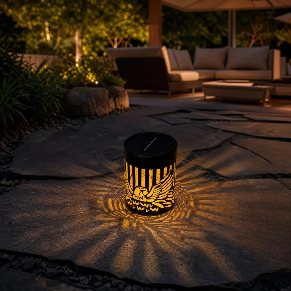 Rugged Weatherproof Lamp Solar Wall Light Eagle Shaped Outdoor Garden Decor Waterproof Patriotic Fence Lamp Wall for Patio